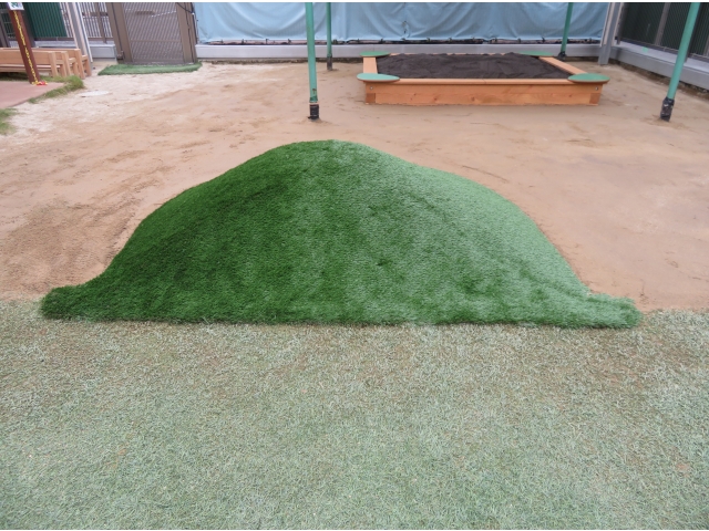 築山の完成です。