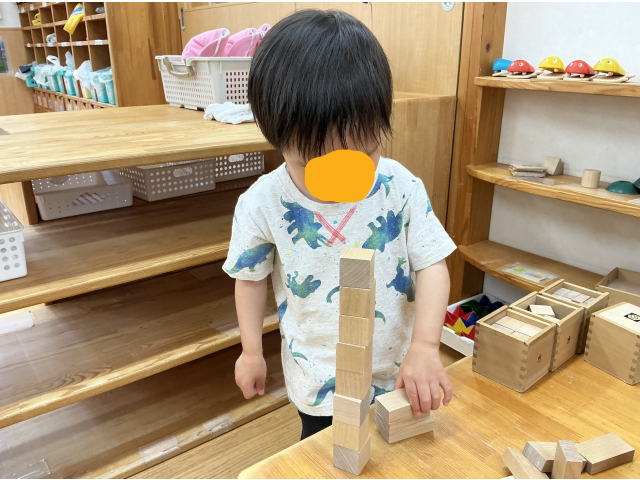 積んだり並べて