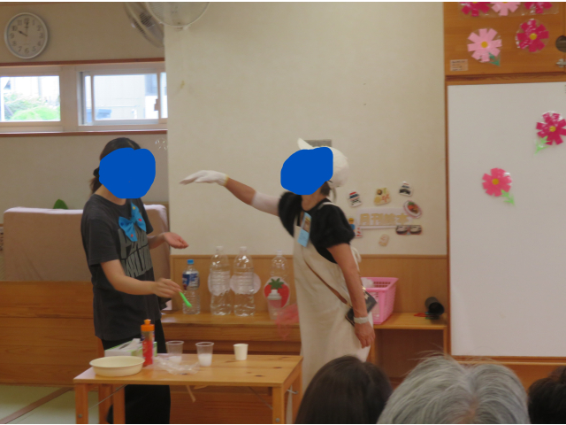 はねるシャボン玉