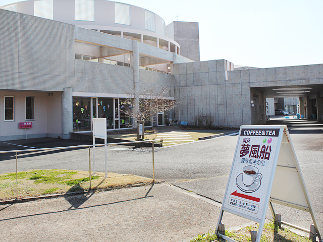 この看板が目印です