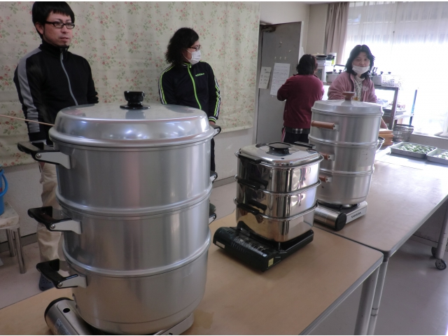 蒸してる！蒸してる！
おいしくな～れ（8分音符）