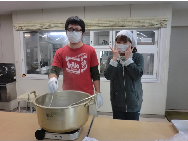 お鍋いっぱいのぜんざいで～す（8分音符）