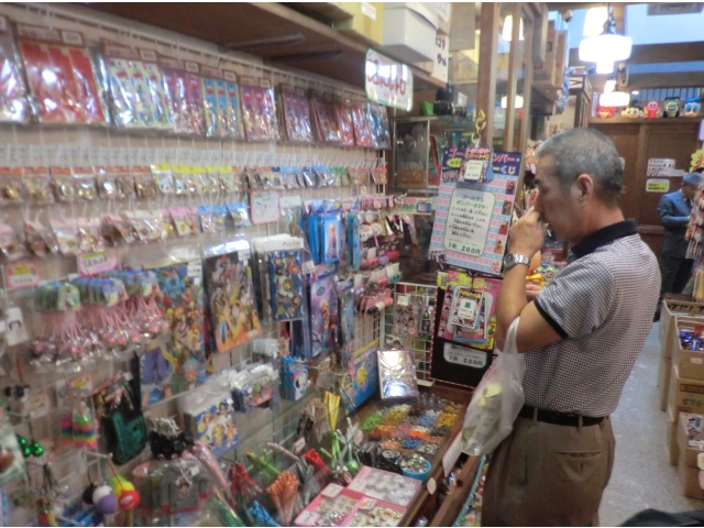 お土産は何を買おうかな･･･