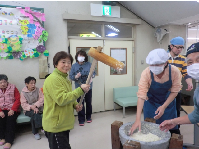 餅つきしまーす！