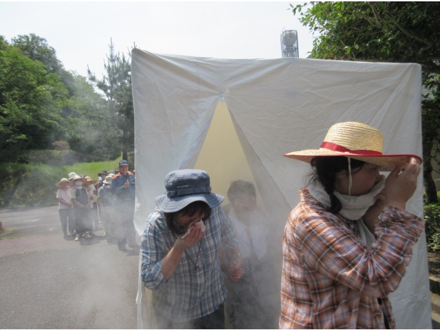 中は煙だらけ！