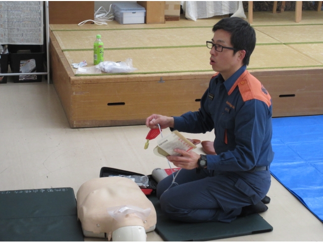 ＡＥＤの操作法説明