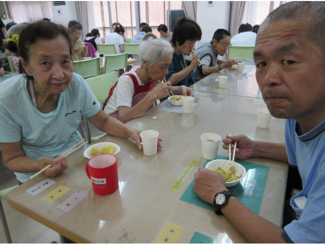 思わず笑顔が(#^.^#)