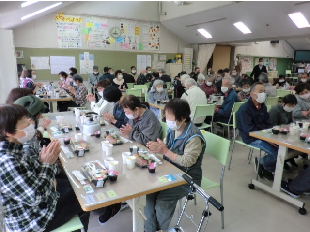 全員でお祝い❁