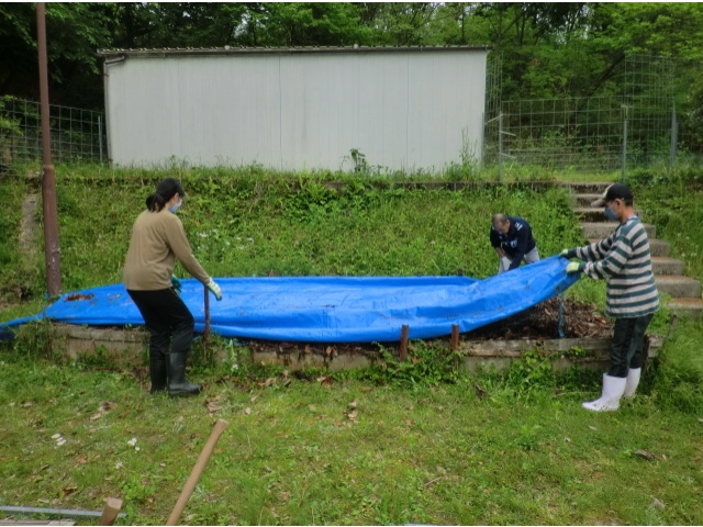 最後にビニールをかけます。