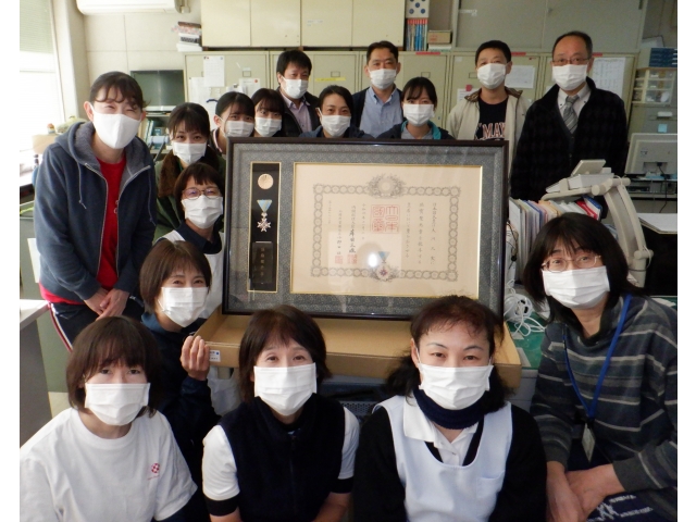 この場に居合わせて光栄です。