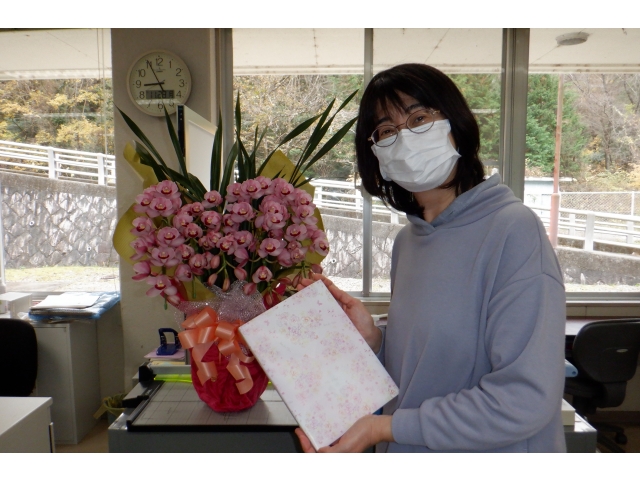 職員からのお祝いです。