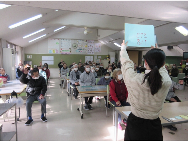 アイスクリームとポテトチップス、カロリーが高いのは？