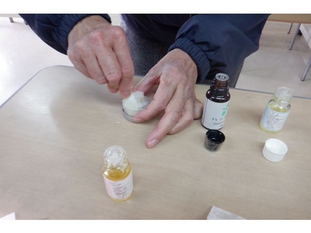 混ぜ合わせます