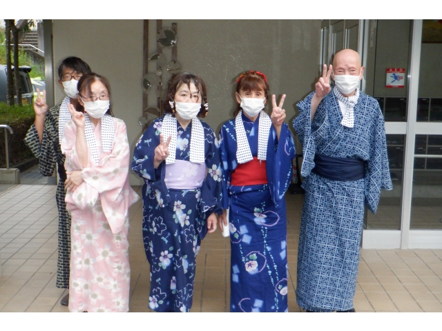 浴衣を着てハイチーズ！