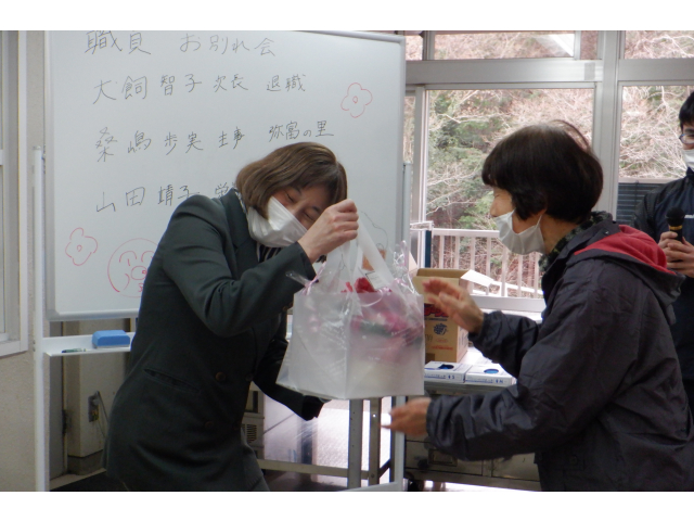 お花の贈呈です🌸