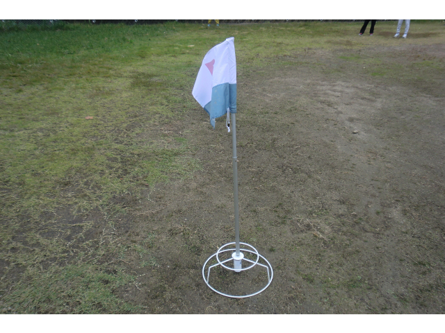 ホールポストと呼ばれるゴールを目指します！