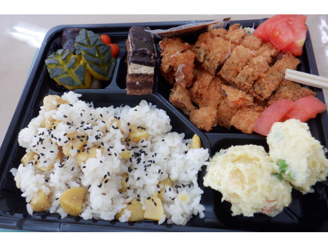 一口大食