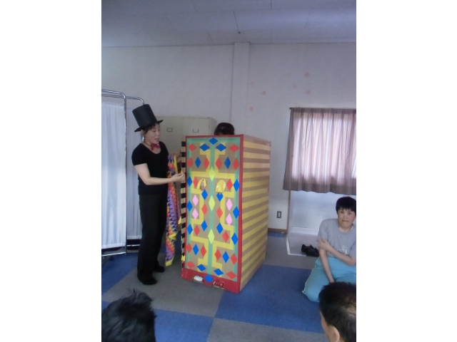 マジックの定番、マジックボックス。