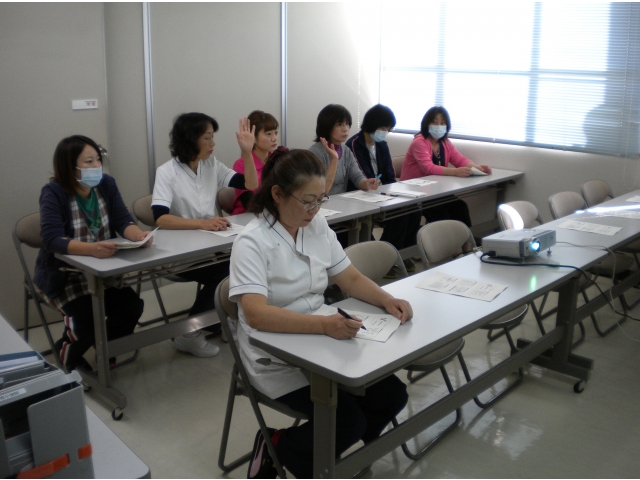 藤川の里職員　真剣です！