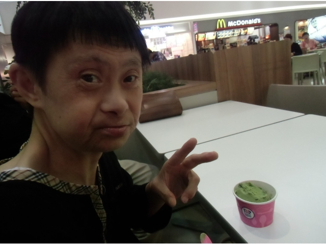 こちらはアイスを♫