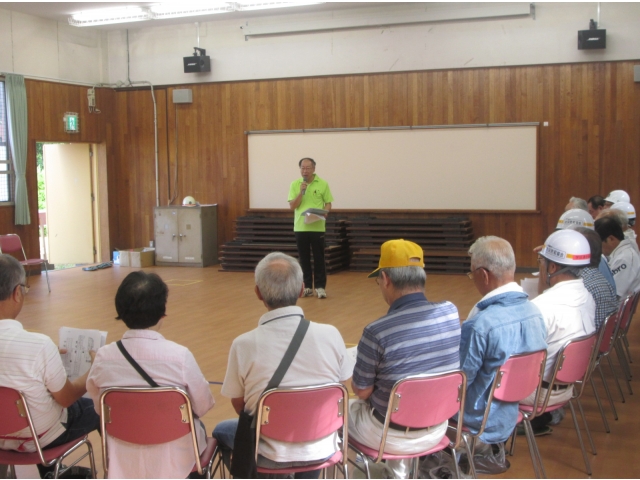 地域の方へ訓練内容の説明