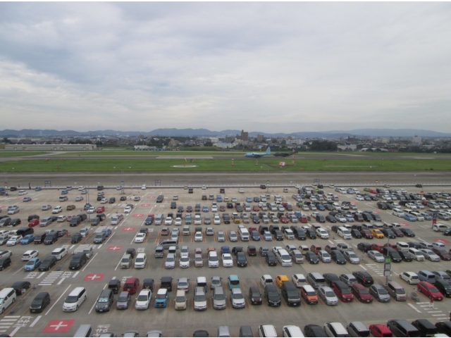 自衛隊輸送機、離陸開始！