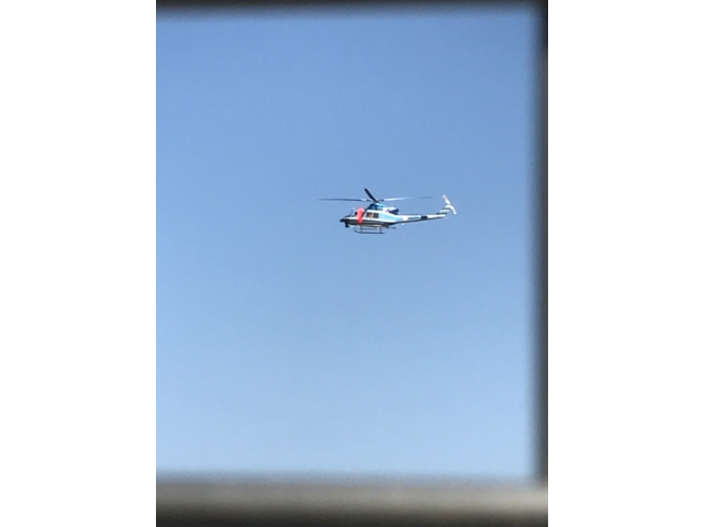 ヘリコプターも飛んでます。