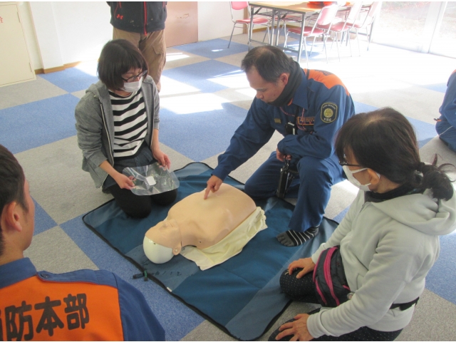 強く・速く・絶え間ない胸骨圧迫