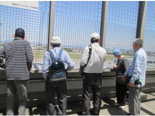 飛行機が飛ぶ瞬間！すごい迫力でした。