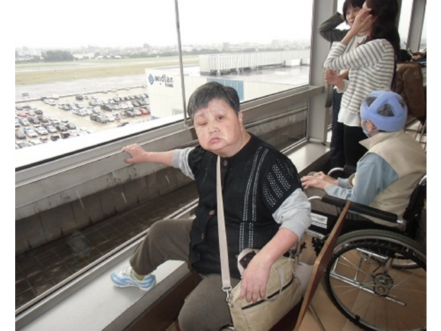 飛行機まだですか・・・？
