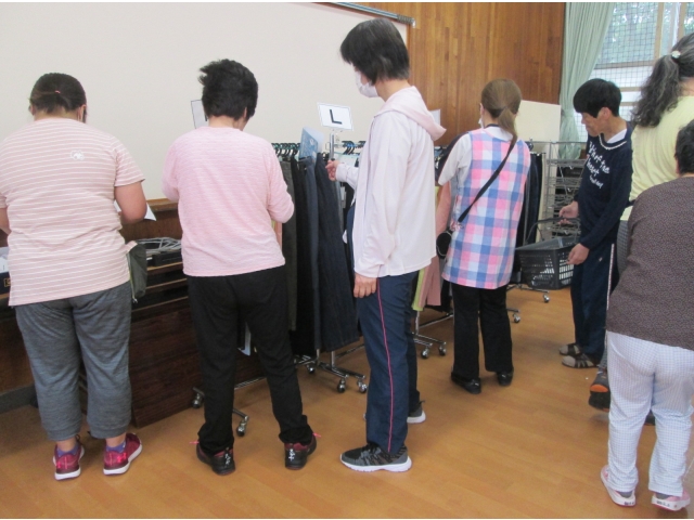 「これもいいな」～となかなか決まらず。。