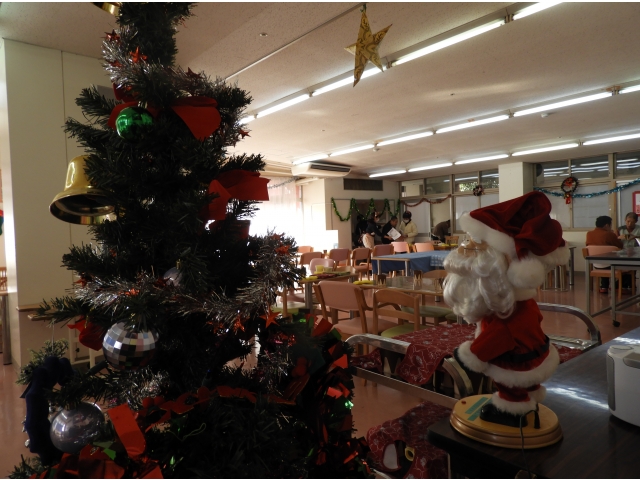 クリスマス会
　スタートです☆