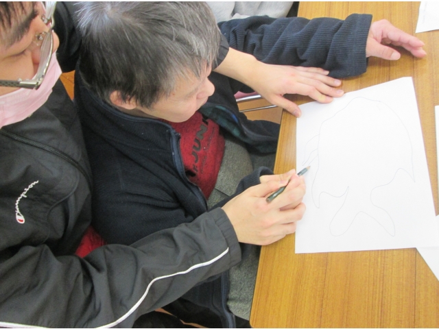 職員さんと一緒にやる方も