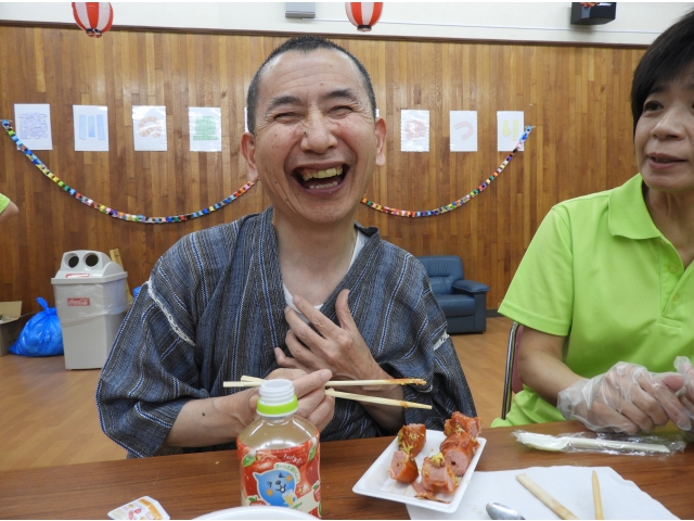 ☆ミニ夏祭り開催☆
♬最高の笑顔です♬