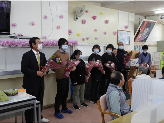 皆さん大変お世話になりました。