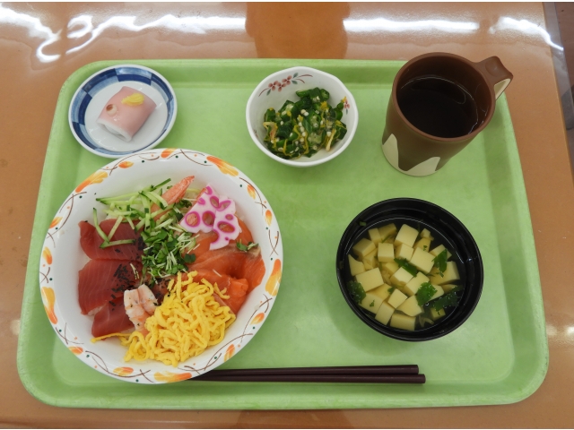 美味しそうなちらし寿司