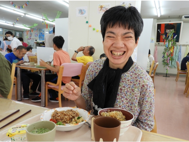 「おかわりするよ～！」