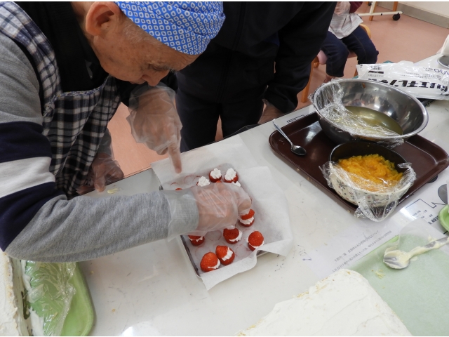 デコレーションケーキ（3）