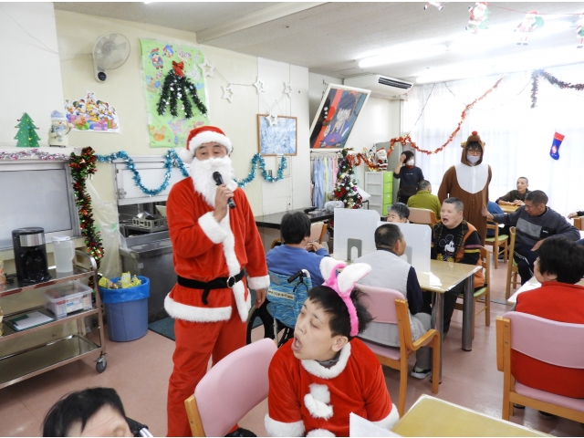 サンタさんの登場です！！