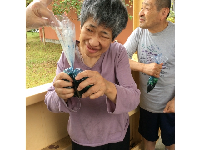 染まれ染まれ、もみもみ