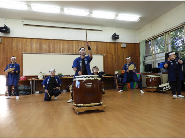 体の芯まで響く迫力ある演奏
