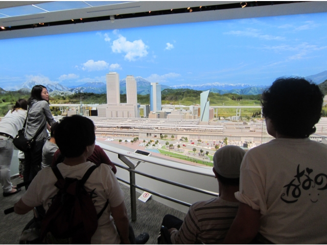 ジオラマ見学。すごかったなぁー。