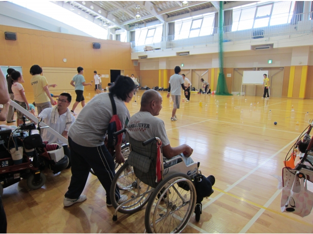 ボッチャの基礎から指導して頂きました。