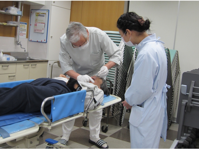 すぐに診察してくれました。