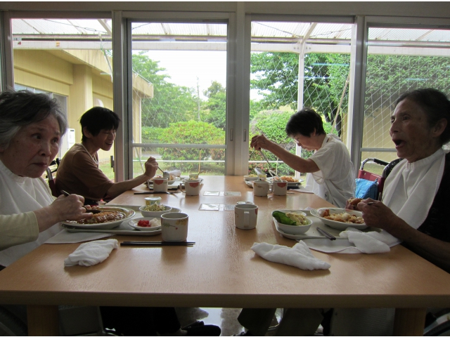 おいしいでーす！！