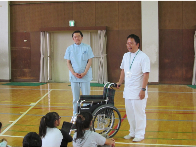作業療法士と車いす講義デビューです。