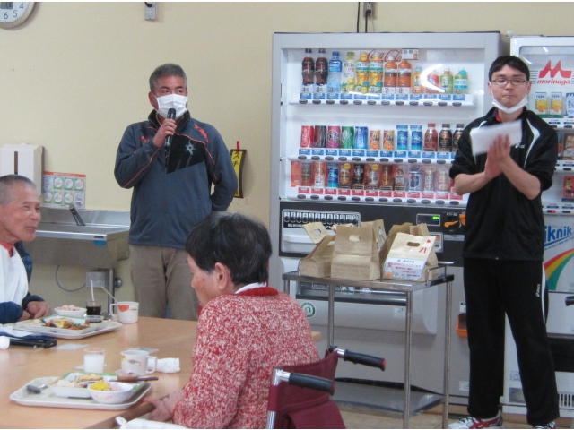 加藤次長の乾杯!