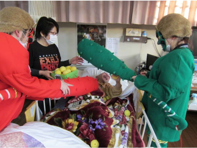 これでもくらえ!!