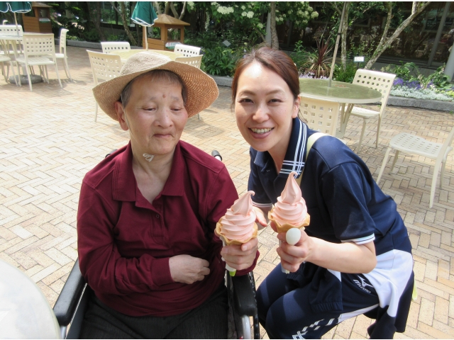 ベゴニア味のソフトクリーム