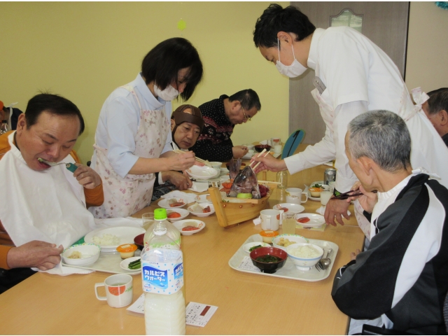 楽しい食事会です。